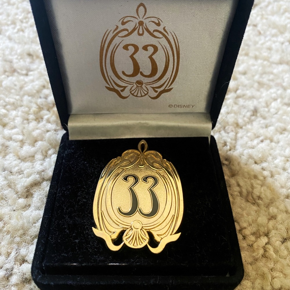 Club 33 Pin